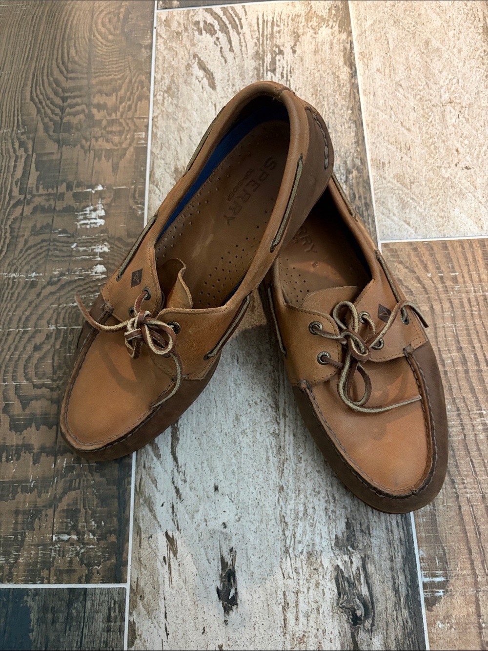 Sperry Men’s Tan-Brown Leather Boat Shoes
